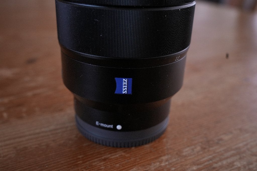 Groothoek Sony Zeiss 16‑35mm f/4 OSS, Sony E-mount, Gebruikt, Zeiss, 16 mm