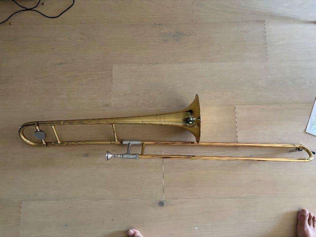 Tenor trombone Buescher Aristocrat, Muziek en Instrumenten, Blaasinstrumenten | Trombones, Ophalen of Verzenden, Gebruikt, Tenor