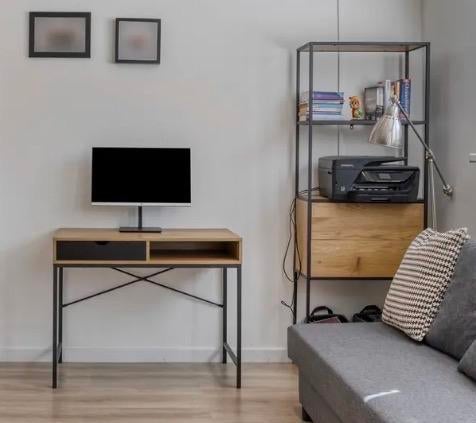 Modern bureau en wandrek - Hout en metaal, Ophalen, Bruin, Zo goed als nieuw, Overige merken