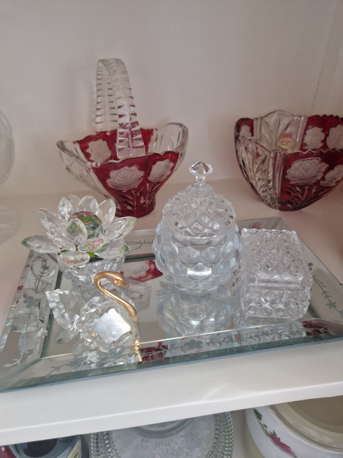 Decoratieve kristallen schaal en mandje met rozen, Antiek en Kunst, Ophalen