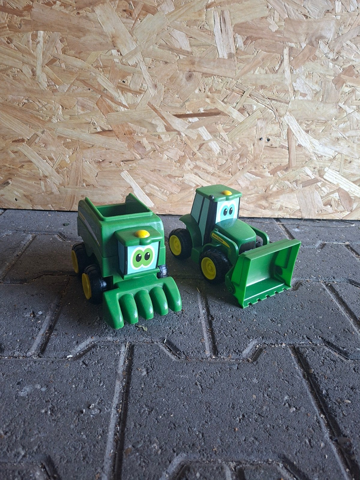John Deere speelgoed set: trekker en maaidorser, Ophalen, Zo goed als nieuw