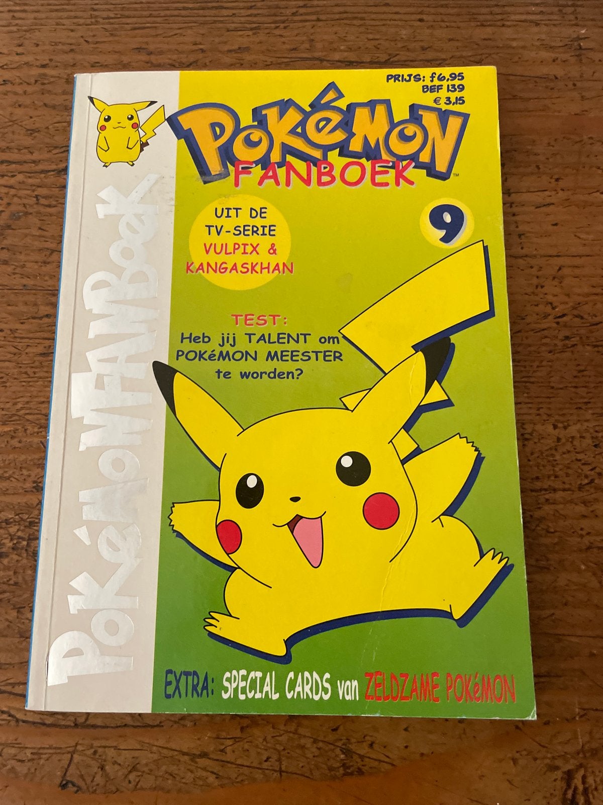 Pokémon Fanboek 9 - Met Pikachu en speciale kaarten, Boeken, Stripboeken, Gelezen, Eén stripboek, Ophalen of Verzenden