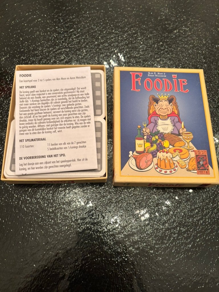 Foodie is een kaartspel voor 3 tot 5 spelers, alan r. Moon!, Een of twee spelers, Ophalen of Verzenden, Zo goed als nieuw, 999 Games