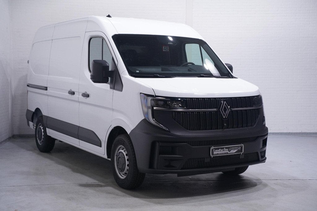 Renault Master 2.0 dCi 130 pk L2H2 Incl. BPM ex BTW, Apple C, Auto's, Bestelauto's, Stof, Gebruikt, 4 cilinders, Renault