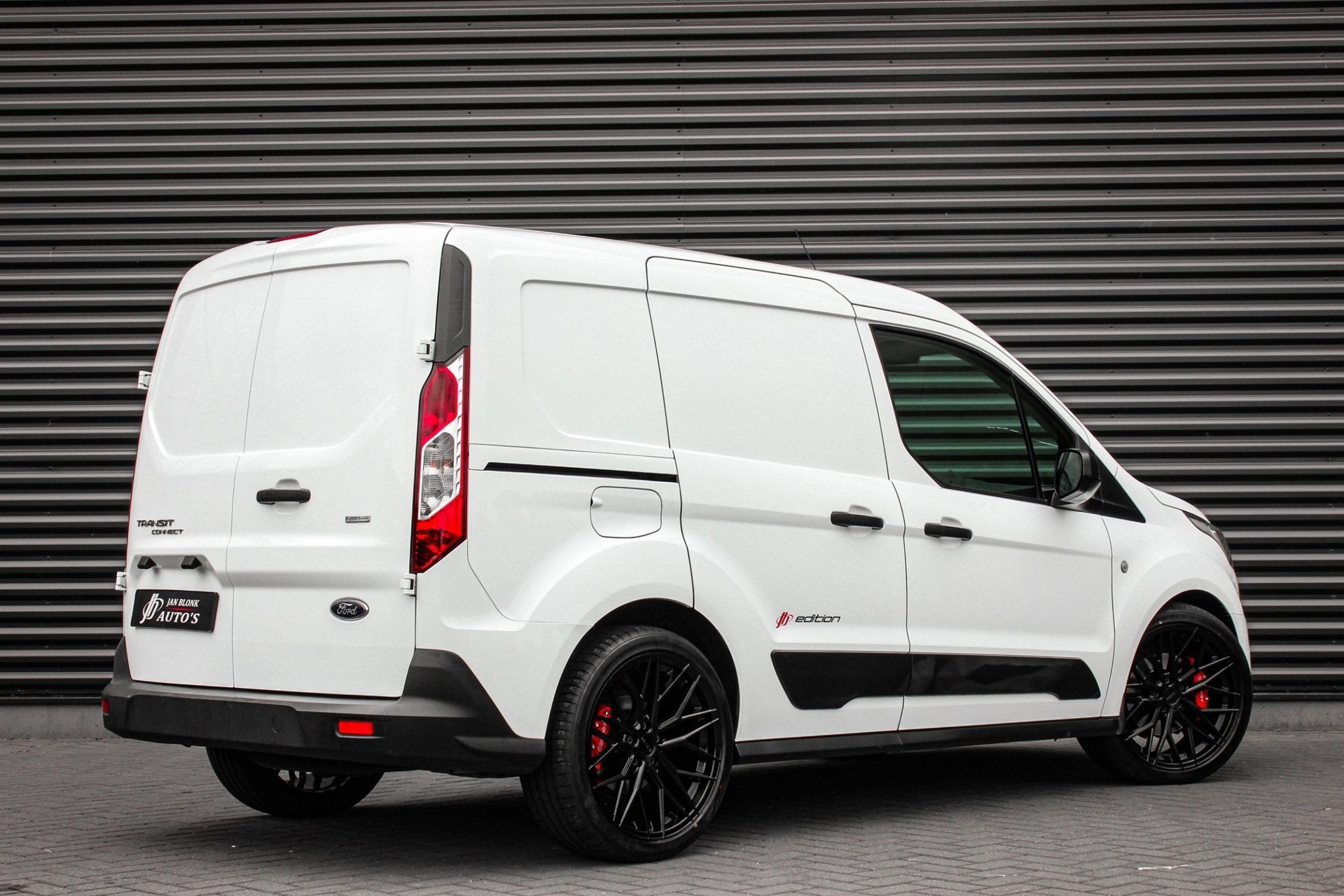 Ford Transit Connect 1.5 EcoBlue L1 Trend 159DKM 2018 Grey 3, Auto's, Voorwielaandrijving, Dealer onderhouden, Stof, Gebruikt