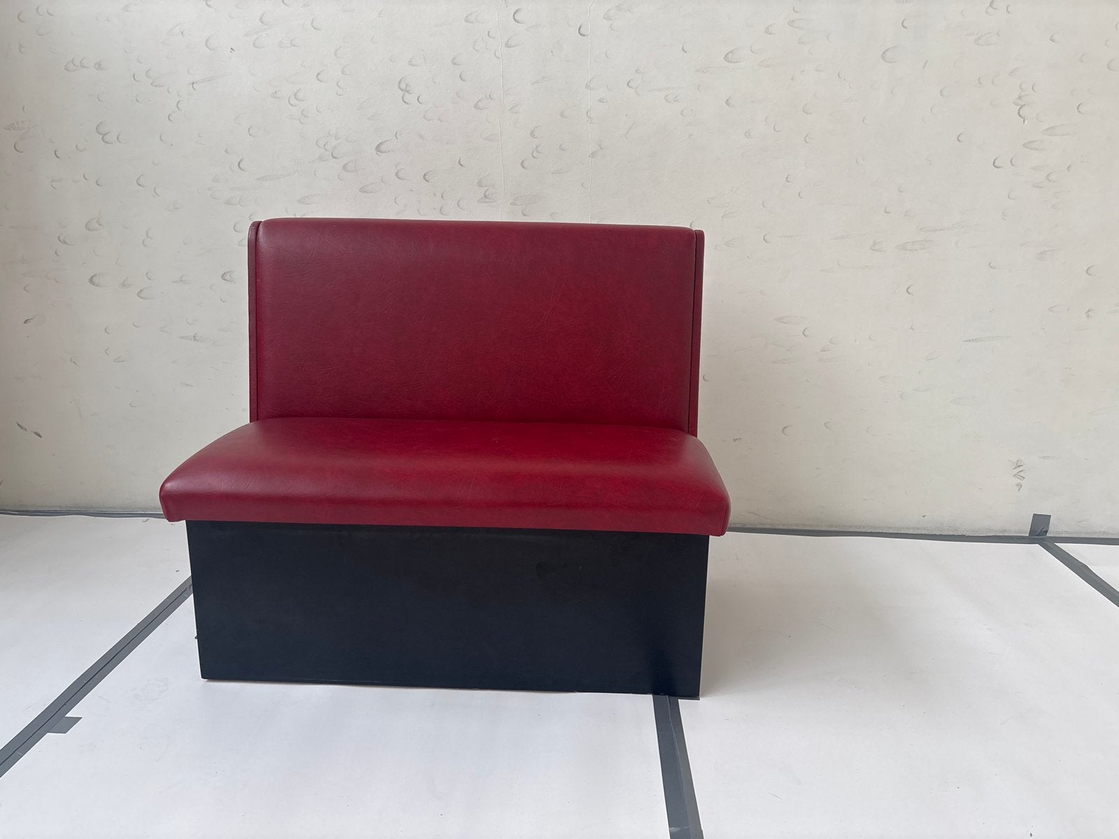 Rode bank / zitbank / horecabank - 100x85x65 cm, Ophalen, Gebruikt, Rood, Leer