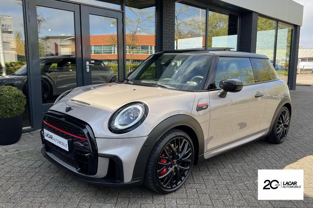 Mini Mini 2.0 John Cooper Works I NL Auto I Dealer ond I BTW, Auto's, Mini, 1998 cc, Gebruikt, 4 cilinders, 4 stoelen