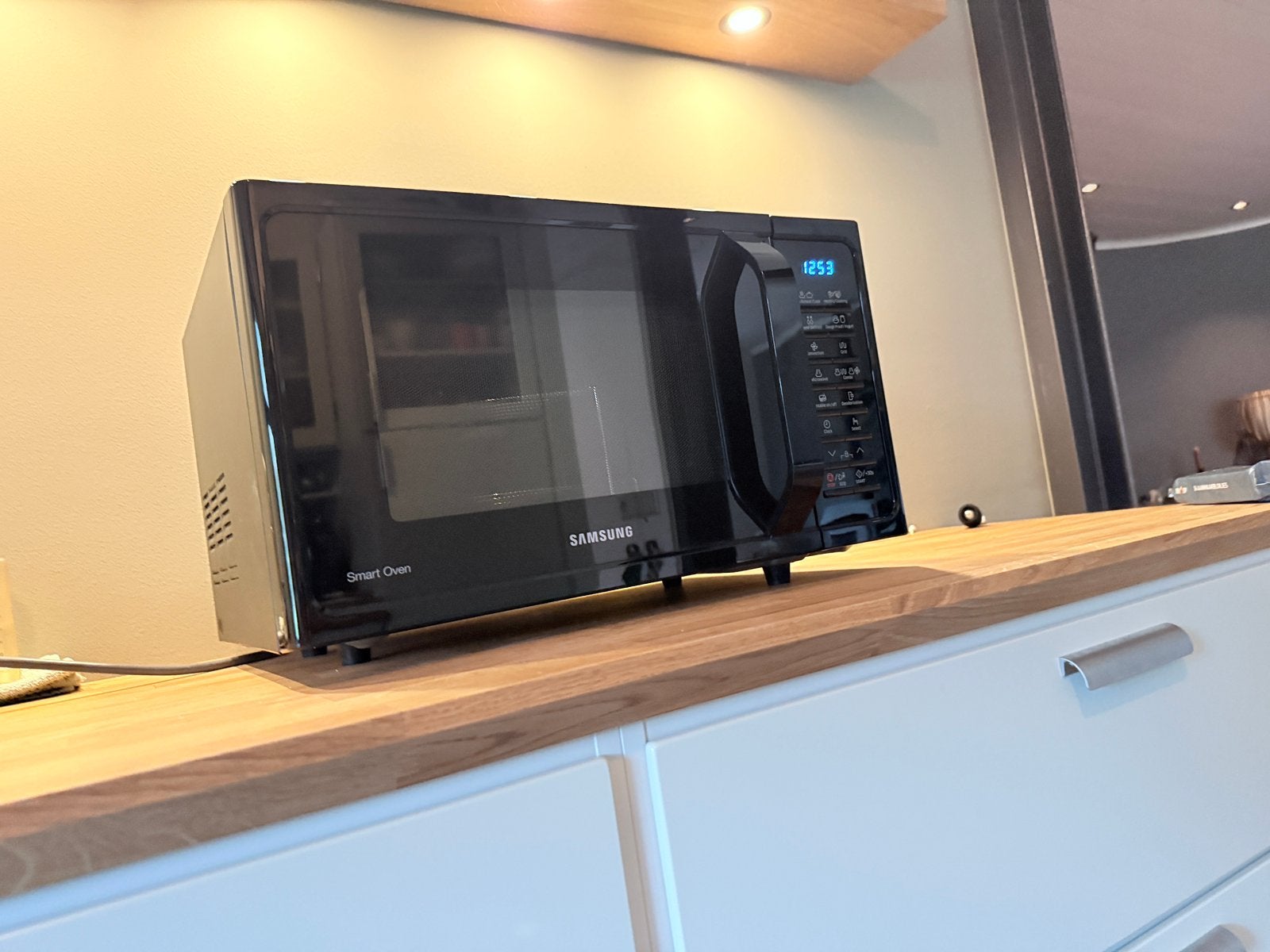 Samsung Smart Oven Combimagnetron 28L – Zo goed als nieuw!, Ophalen, Combimagnetron, Zo goed als nieuw, Draaiplateau