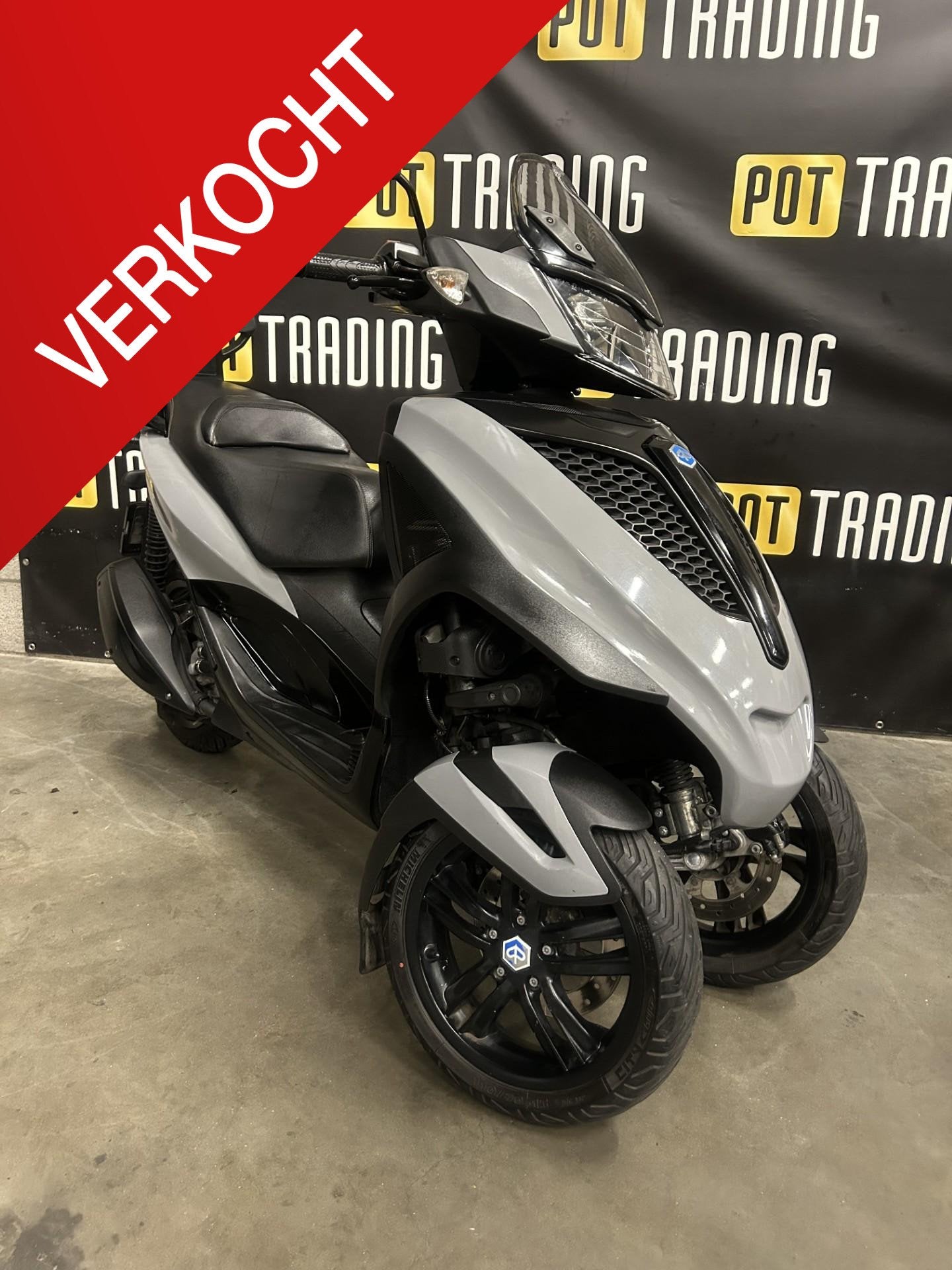 Piaggio MP3 300 Autorijbewijs Yourban Sport Nardo Grey 3mnd, Scooter, Bedrijf, Piaggio Vespa B.V., Minervum 7272
4817 ZM  Breda, NL