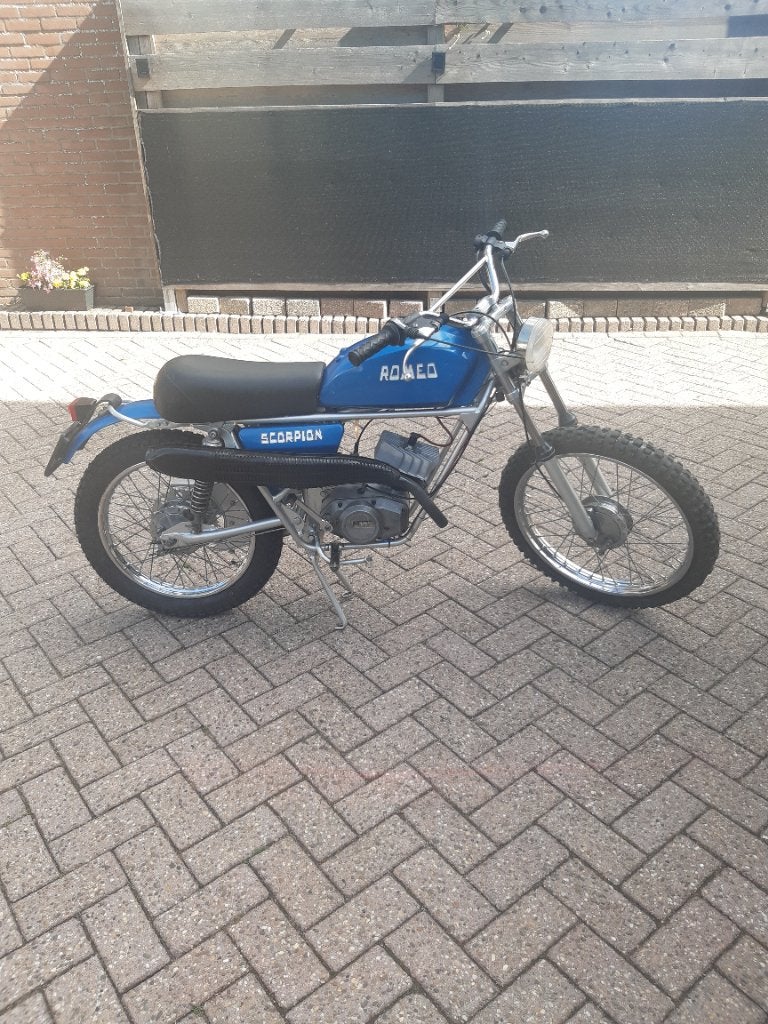 Romeo Scorpion P-6, Fietsen en Brommers, 6 versnellingen, Maximaal 45 km/u, 50 cc, Ophalen