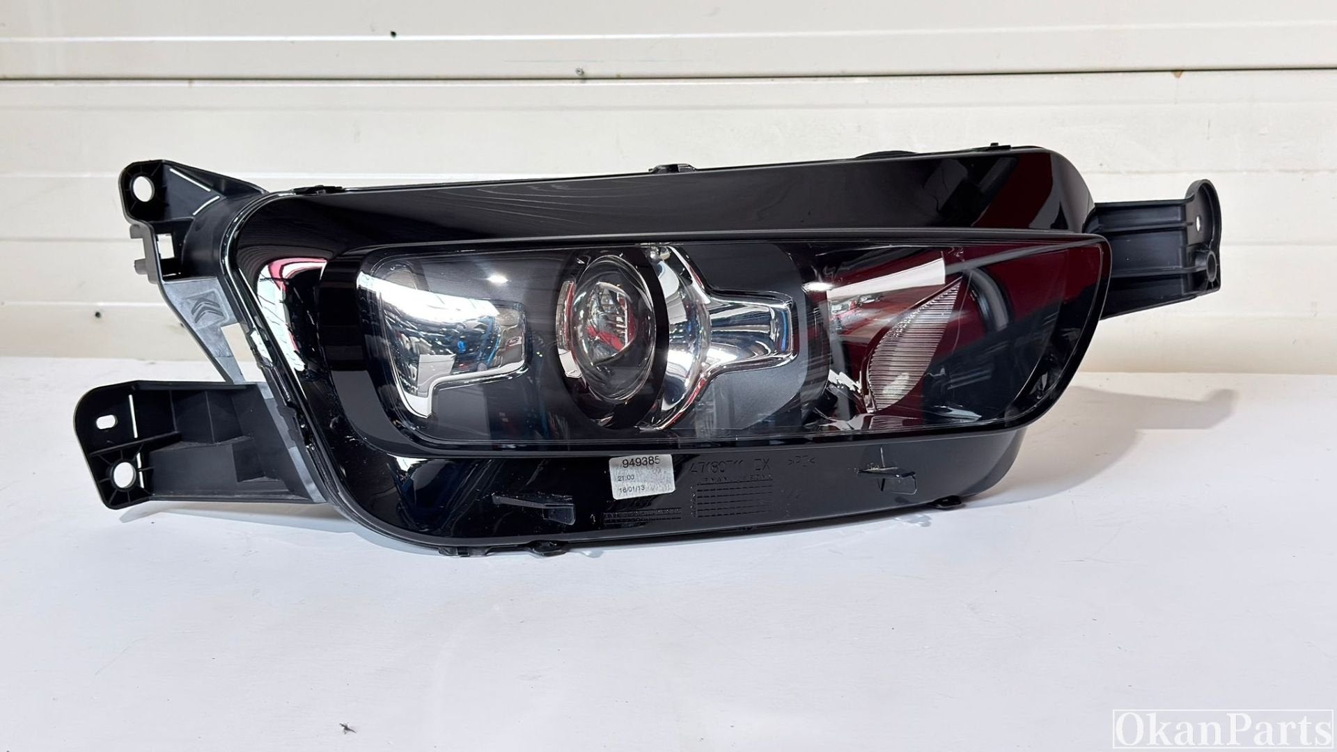 Citroen C4 Picasso Xenon rechter koplamp rechts 9675975080, Gebruikt, Citroën, Stellantis N.V., Ophalen of Verzenden