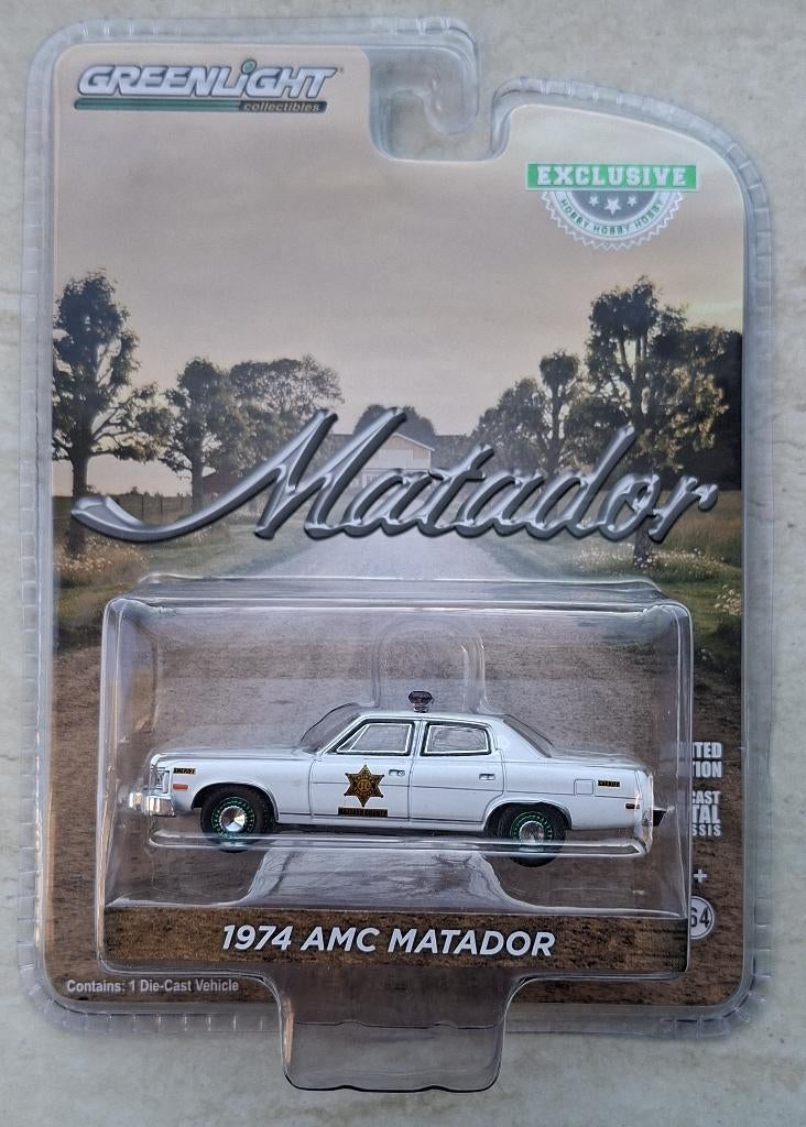 '74 AMC Matador Greenlight 1/64 Chase Sheriff Hazzard County, Ophalen of Verzenden, Nieuw, Auto