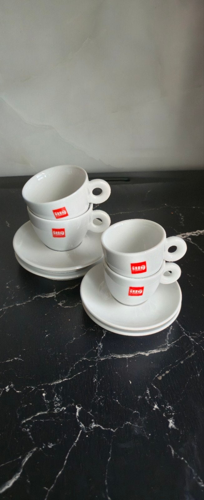 Illy witte porseleinen kopjes en schotels van Walküre, Ophalen of Verzenden