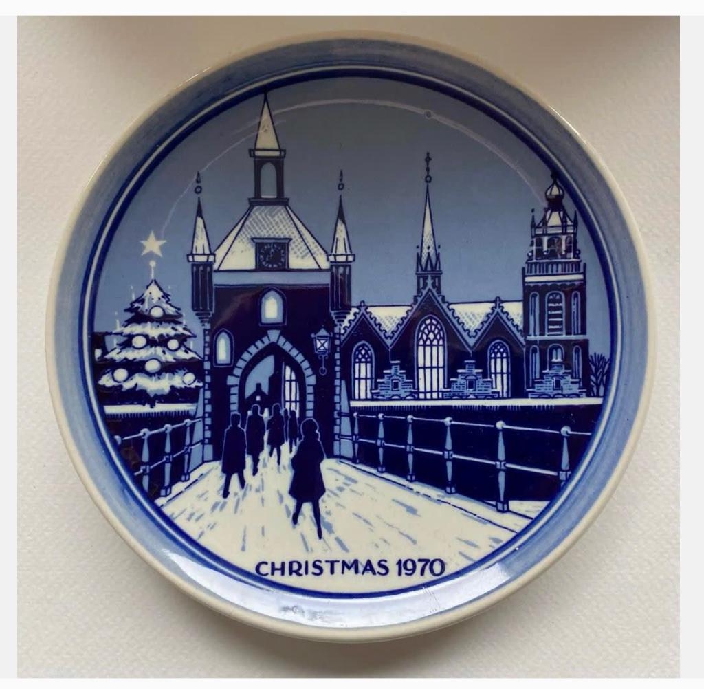 Delfts Blauw Kerstbord 1970 “Genuine Delft plate”, Ophalen of Verzenden