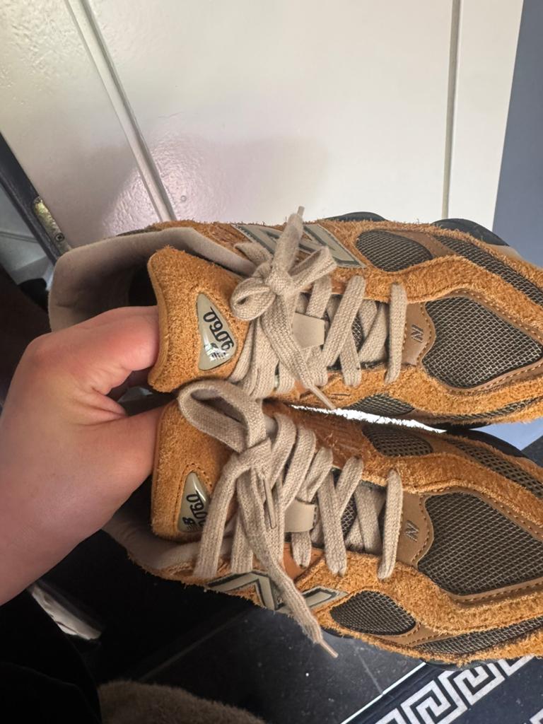 New balance 9060 (Maat 38) Weinig gedragen!!, Kleding | Dames, Schoenen, Ophalen of Verzenden, Zo goed als nieuw