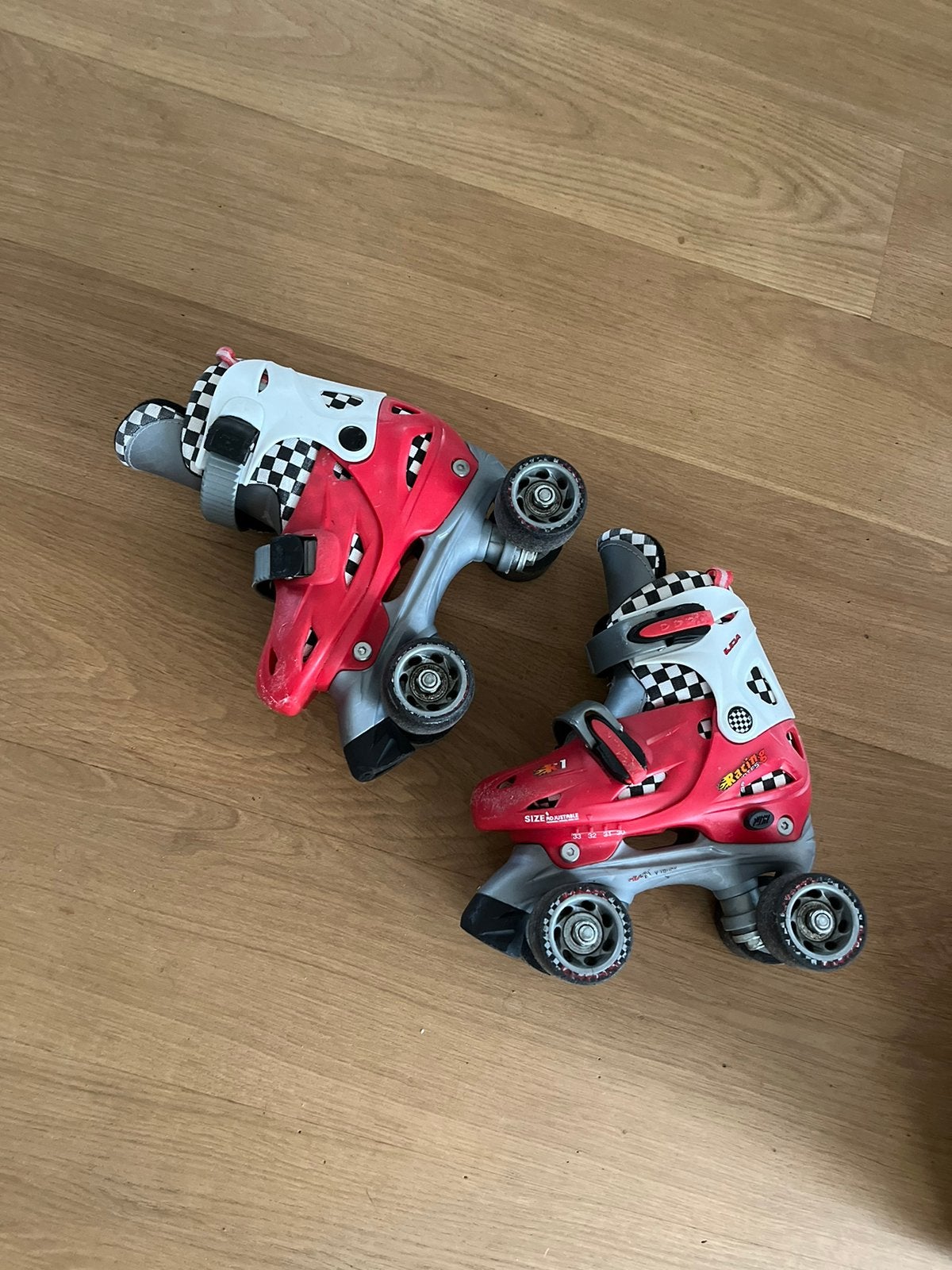 Rolschaatsen maat 30-33 jongen of meisje, Ophalen of Verzenden, Zo goed als nieuw