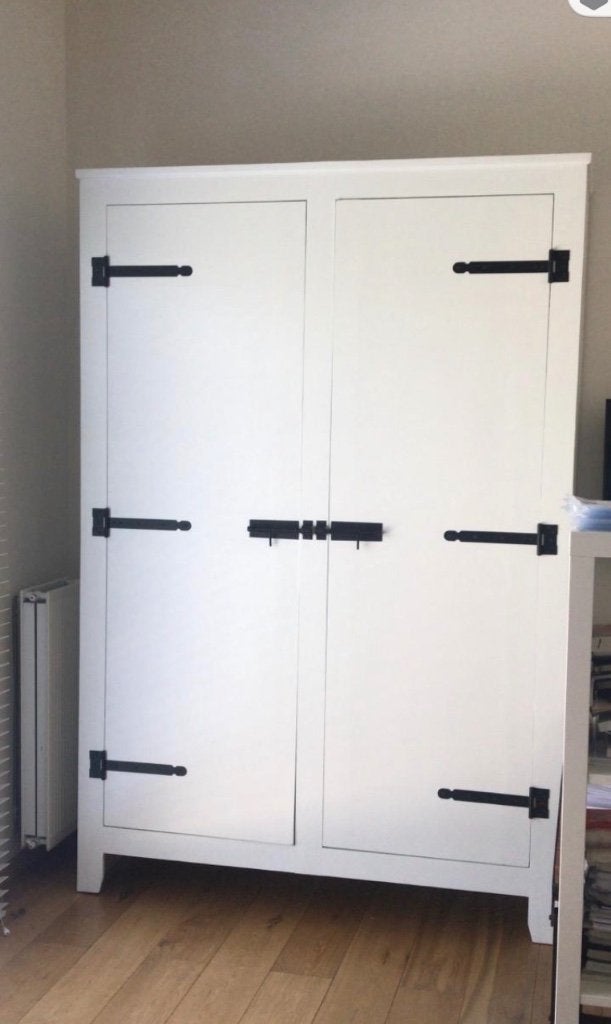 Mooie massief houten kast en tafel, Ophalen, Gebruikt