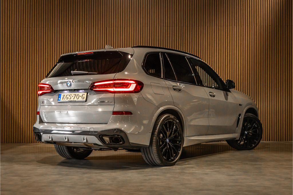 BMW X5 xDrive45e M-Sport | Panorama | Laser | H&K | Trekhaak, Gebruikt, 398 pk, Leder, Hybride Elektrisch/Benzine