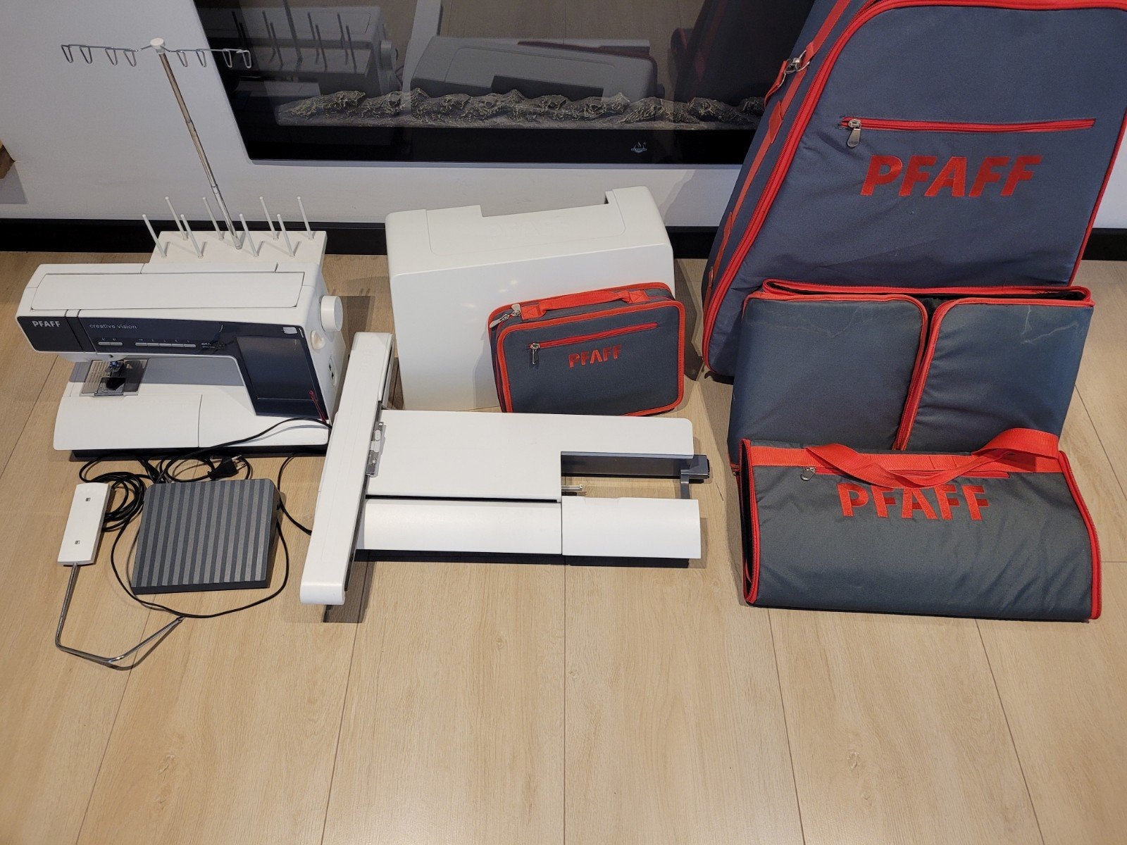 pfaff creative 5.0 naai/borduurmachine, Ophalen, Gebruikt, Machineborduren, Patroon