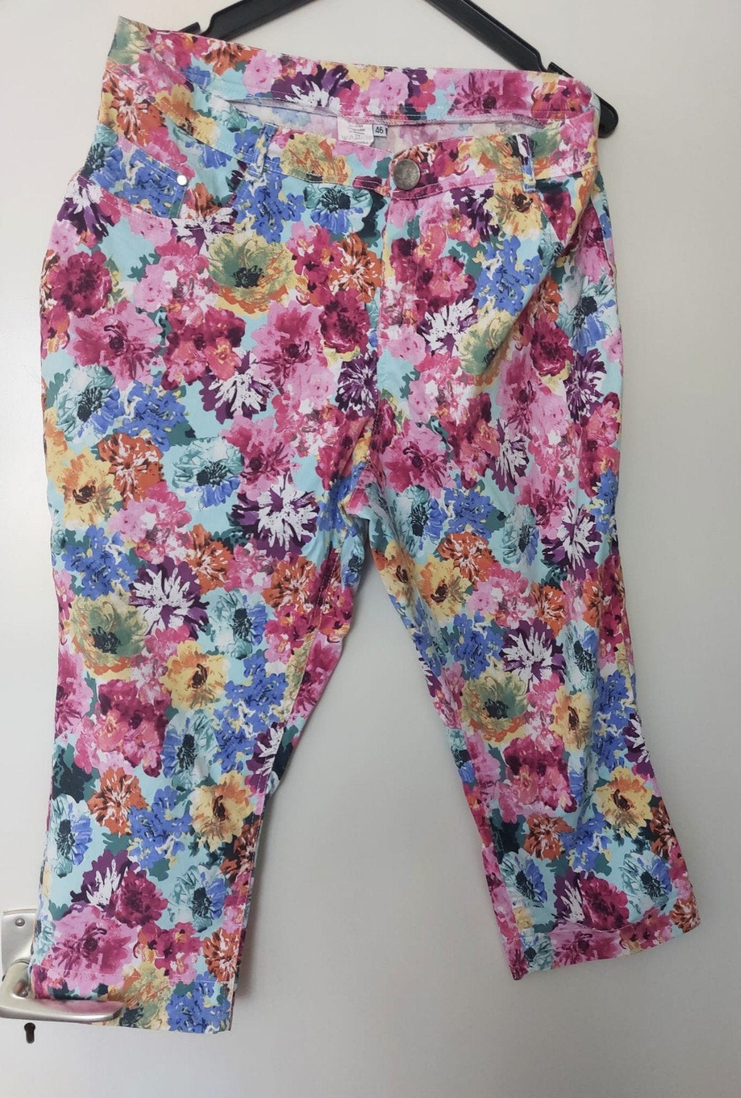 Rose gebloemde kuitbroek maat 46, Kleding | Dames, Maat 46/48 (XL) of groter, Ophalen of Verzenden, Zo goed als nieuw, Roze