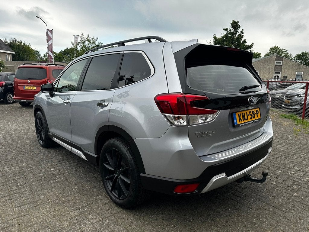 Subaru Forester 2.0i e-Boxer Comfort | Afn. Trekhaak | Camer, Auto's, Subaru, 4 cilinders, Leder en Stof, Bedrijf, Forester