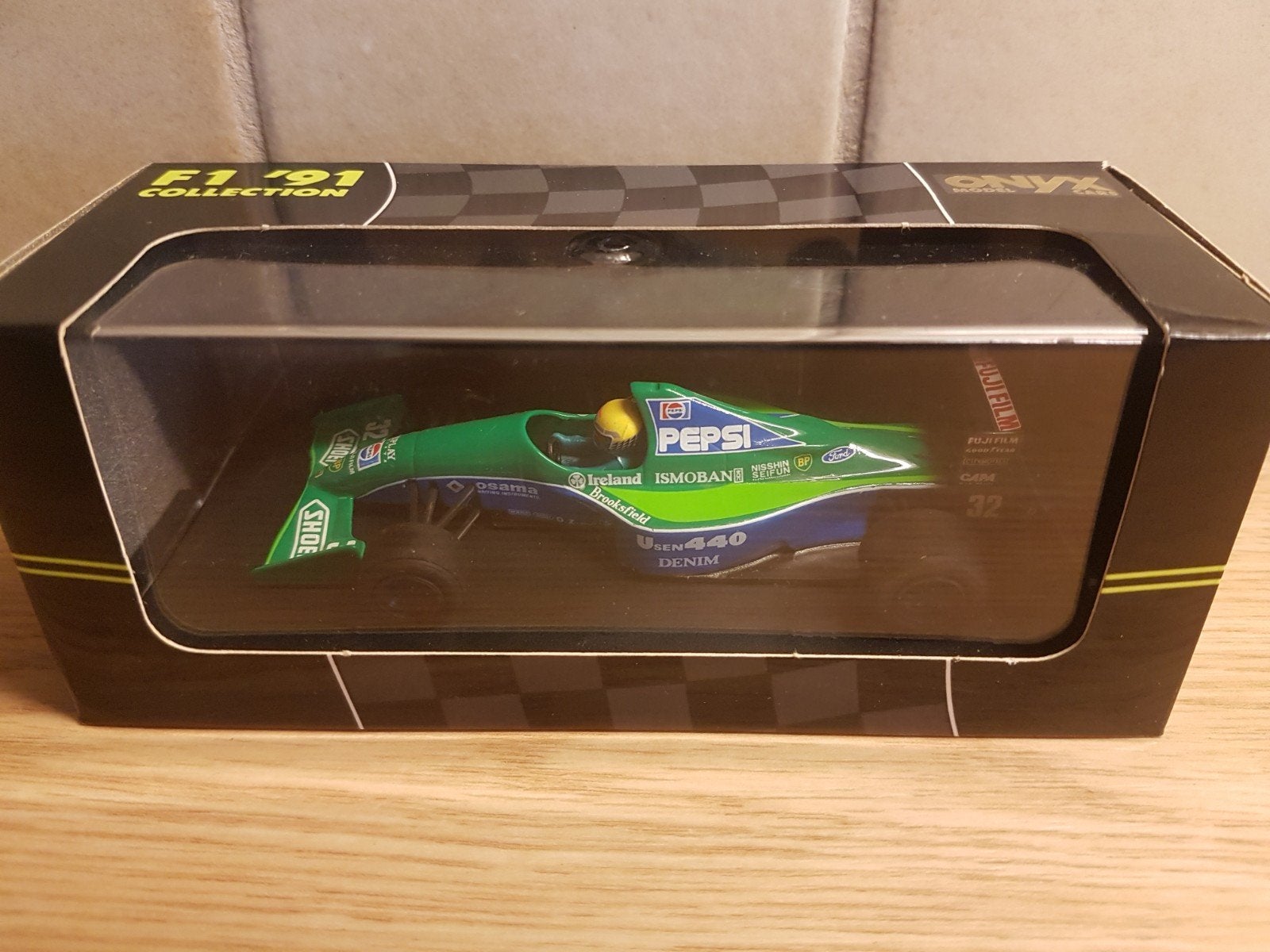 F1 Jordan ford 191 Roberto morena 1991, Hobby en Vrije tijd, Modelauto's | 1:43, Ophalen of Verzenden, Zo goed als nieuw, Auto