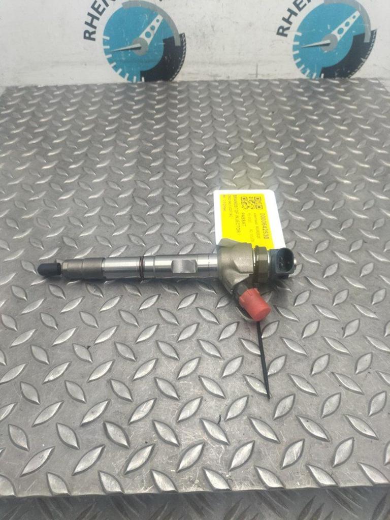 VOLKSWAGEN PASSAT BRANDSTOF INJECTOR / VERSTUIVER 2020, Ophalen of Verzenden, Gebruikt, Stiba lid