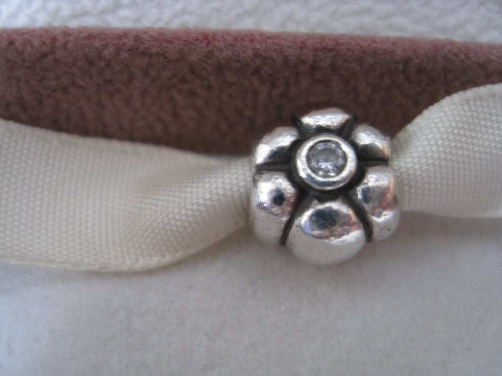 Pandora Bedel Bloem met zirkonia, Verzenden, Zo goed als nieuw, Zilver, Pandora