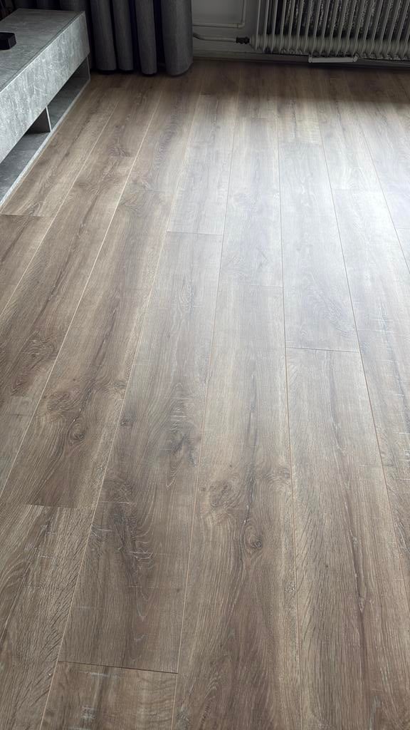Laminaat vloer te koop (50m2), Doe-het-zelf en Verbouw, Vloerdelen en Plavuizen, Ophalen, 30 cm of meer, Gebruikt, 10 m² of meer