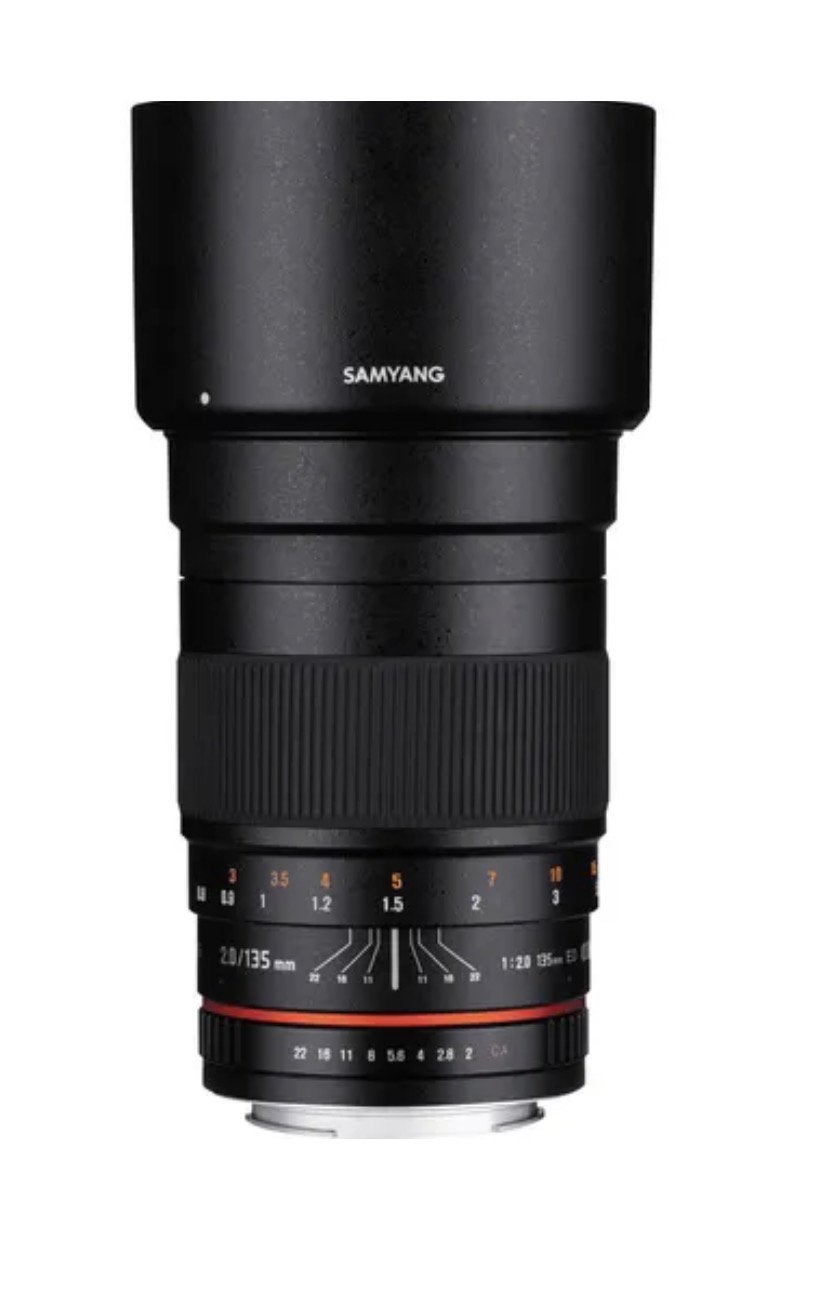 Samyang 135mm f2 (Rokinon), Ophalen, Zo goed als nieuw, Telelens