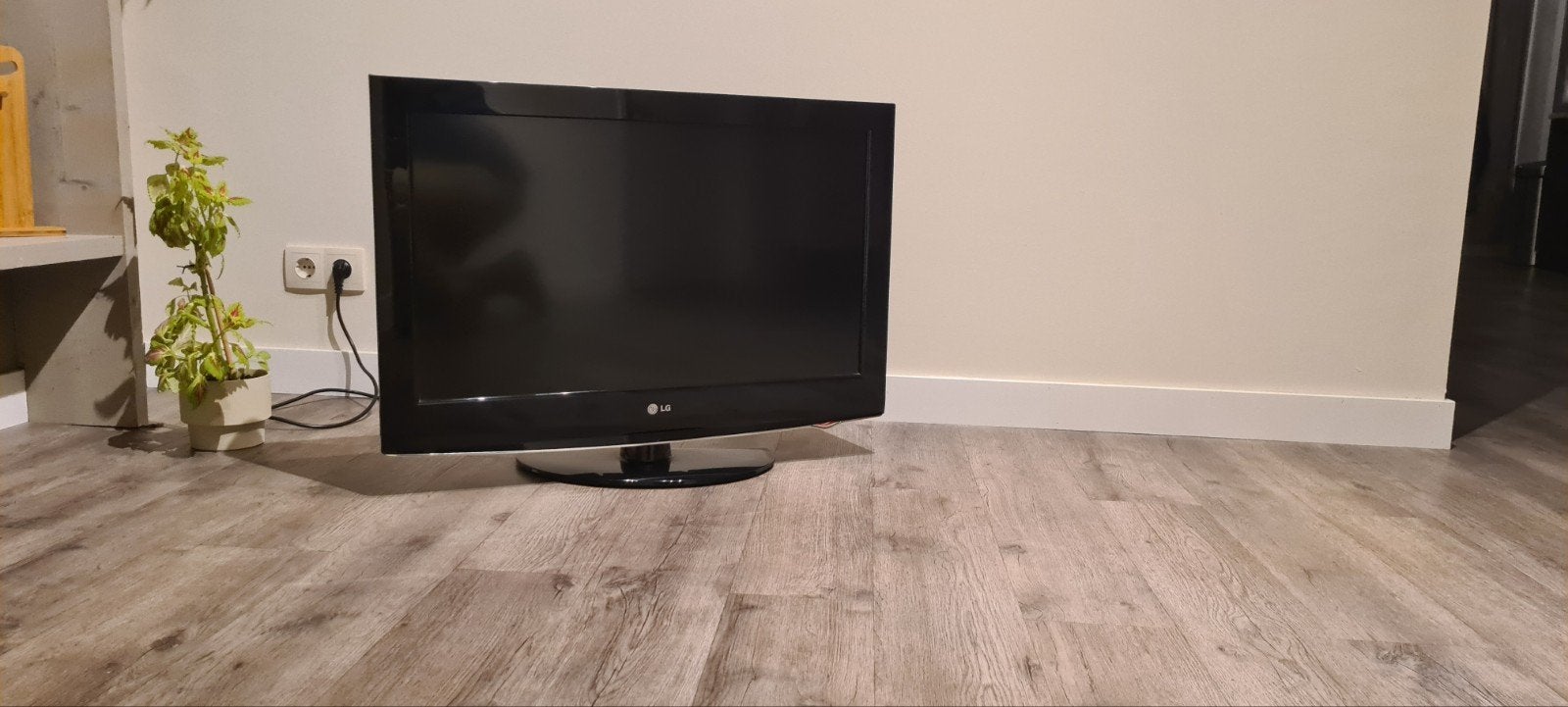 LG 32LH3000 Zwart zonder afstandsbediening, Ophalen, Gebruikt, 50 Hz, LCD