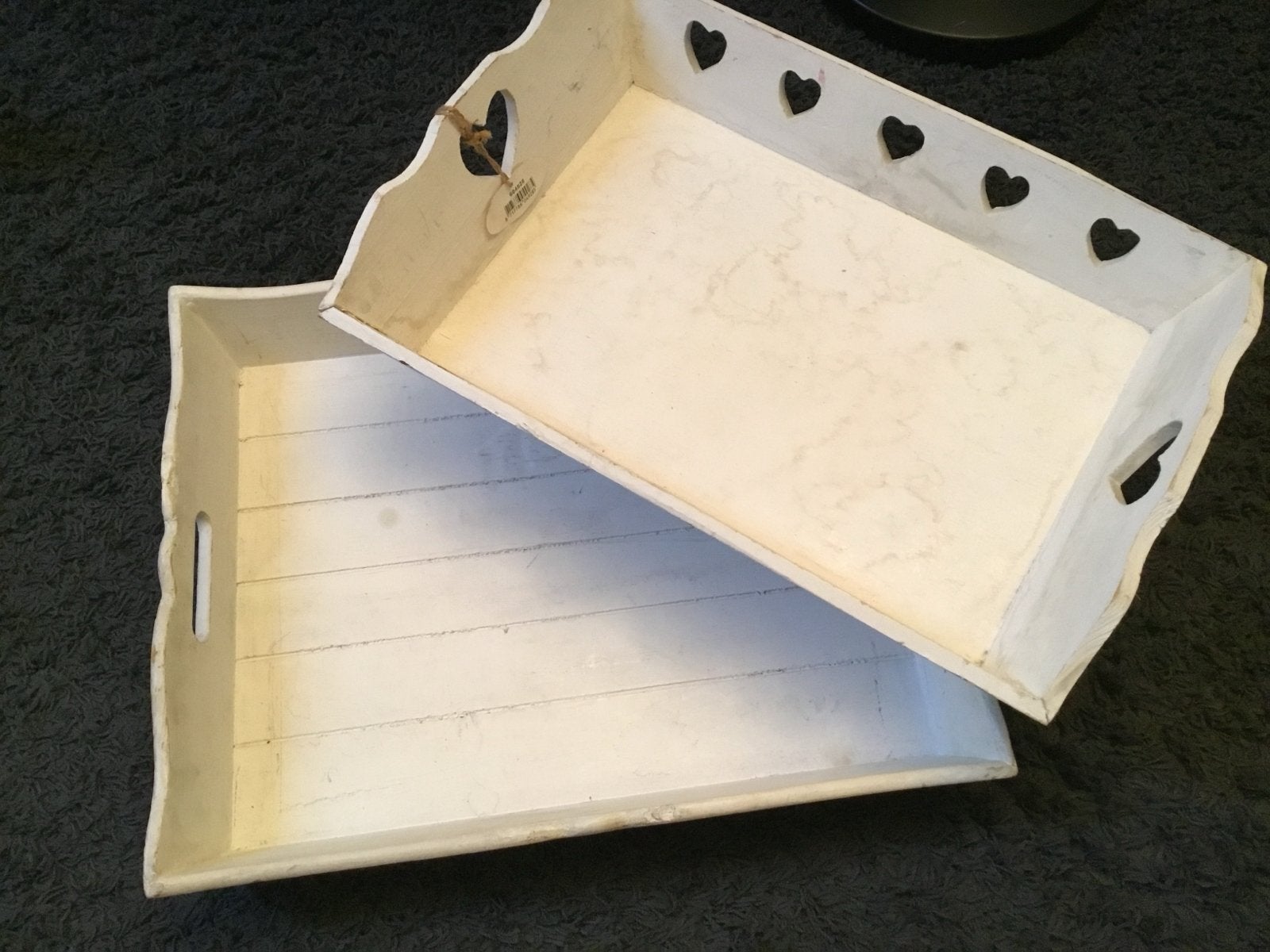 Set van 2 houten dienbladen met hartjes en handvatten, Huis en Inrichting, Gebruikt, Ophalen of Verzenden, Dienblad, Met afbeelding/tekst