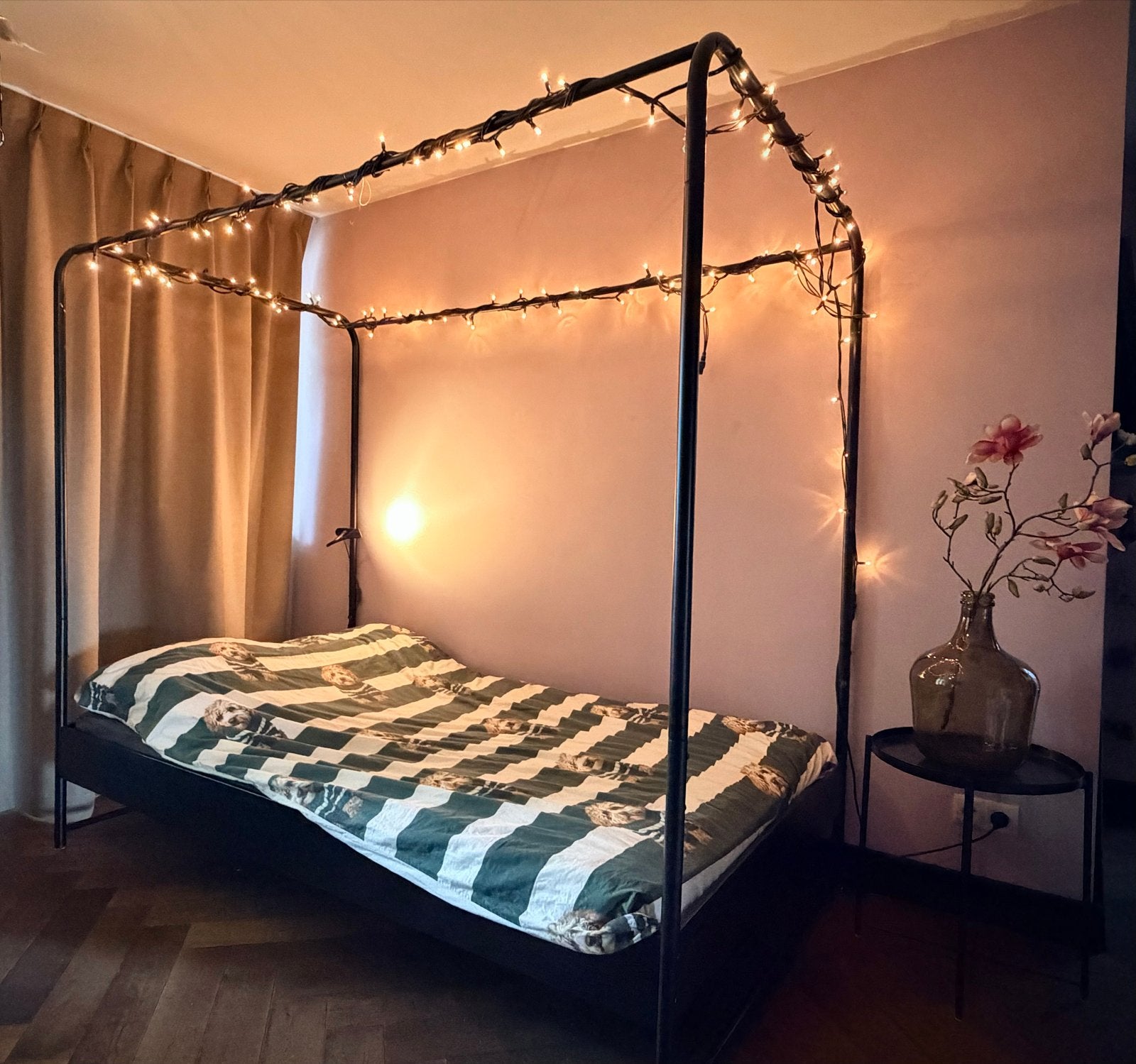 Twijfelaar bed 140x200 cm - Zwart staal met lattenbodem, Ophalen, Gebruikt, Zwart, 140 cm