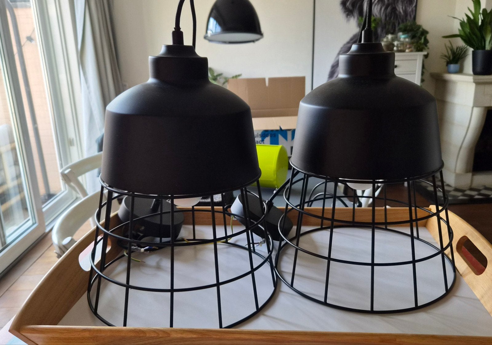 Zwarte industriële hanglampen (2 stuks), Huis en Inrichting, Industrieel, Modern, Zo goed als nieuw, Metaal, E27 (groot)
