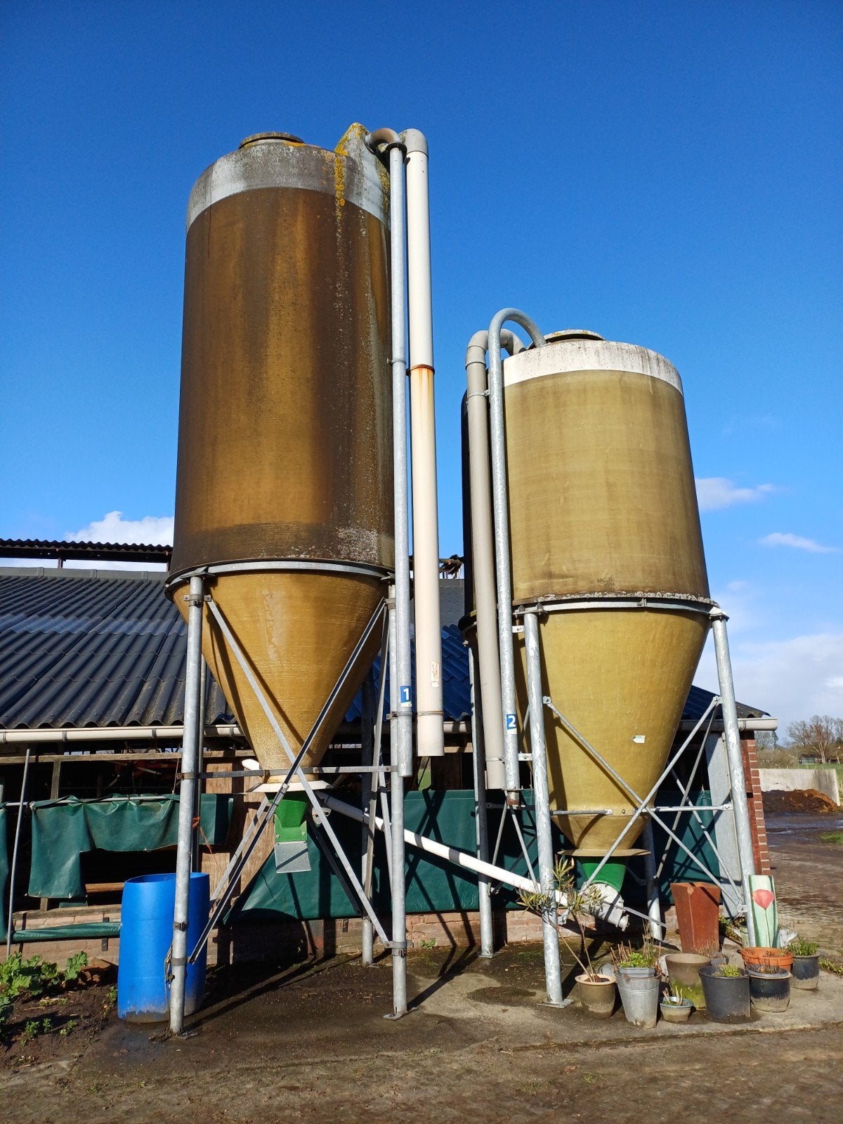 Voersilo incl vijzelmotor en vijzelbuis, Ophalen, Gebruikt