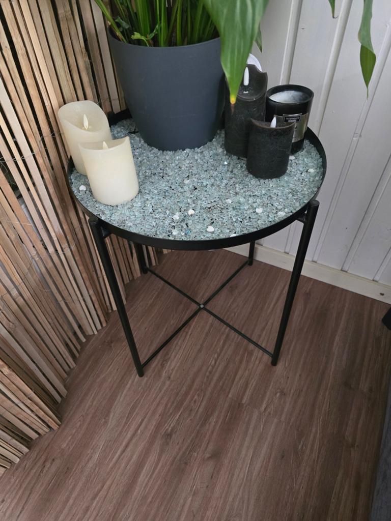 Zwarte bijzettafel met rond (dien)blad ikea, Huis en Inrichting, Tafels | Bijzettafels, 45 tot 60 cm, Minder dan 55 cm, Gebruikt