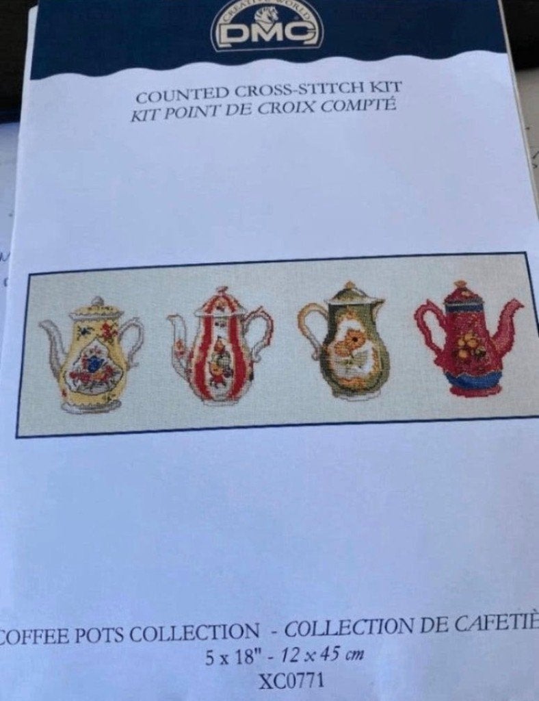 BORDUURPAKKET DMC COFFEE POTS COLLECTION, Hobby en Vrije tijd, Verzenden, Nieuw, Handborduren, Borduurpakket