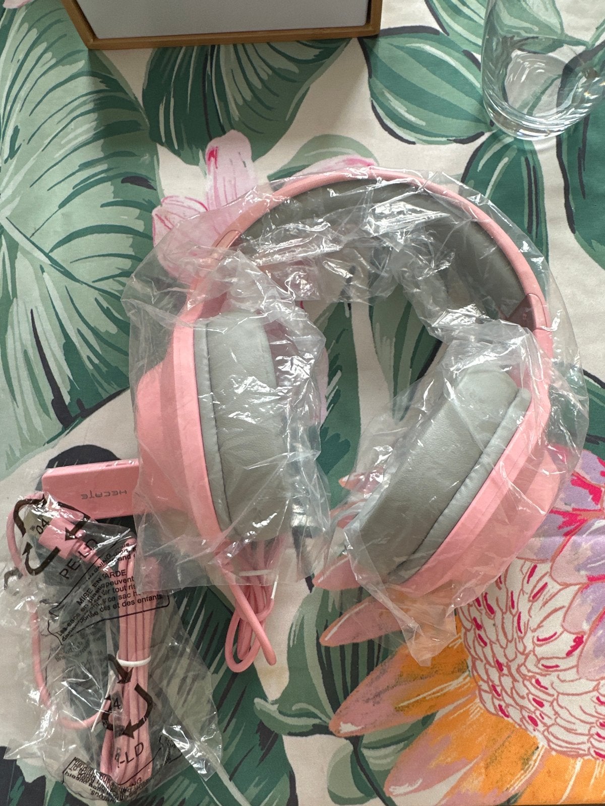 Roze Hecate G2 gaming headset - Nieuw in verpakking, Ophalen of Verzenden, Nieuw, Over oor (circumaural), Overige merken