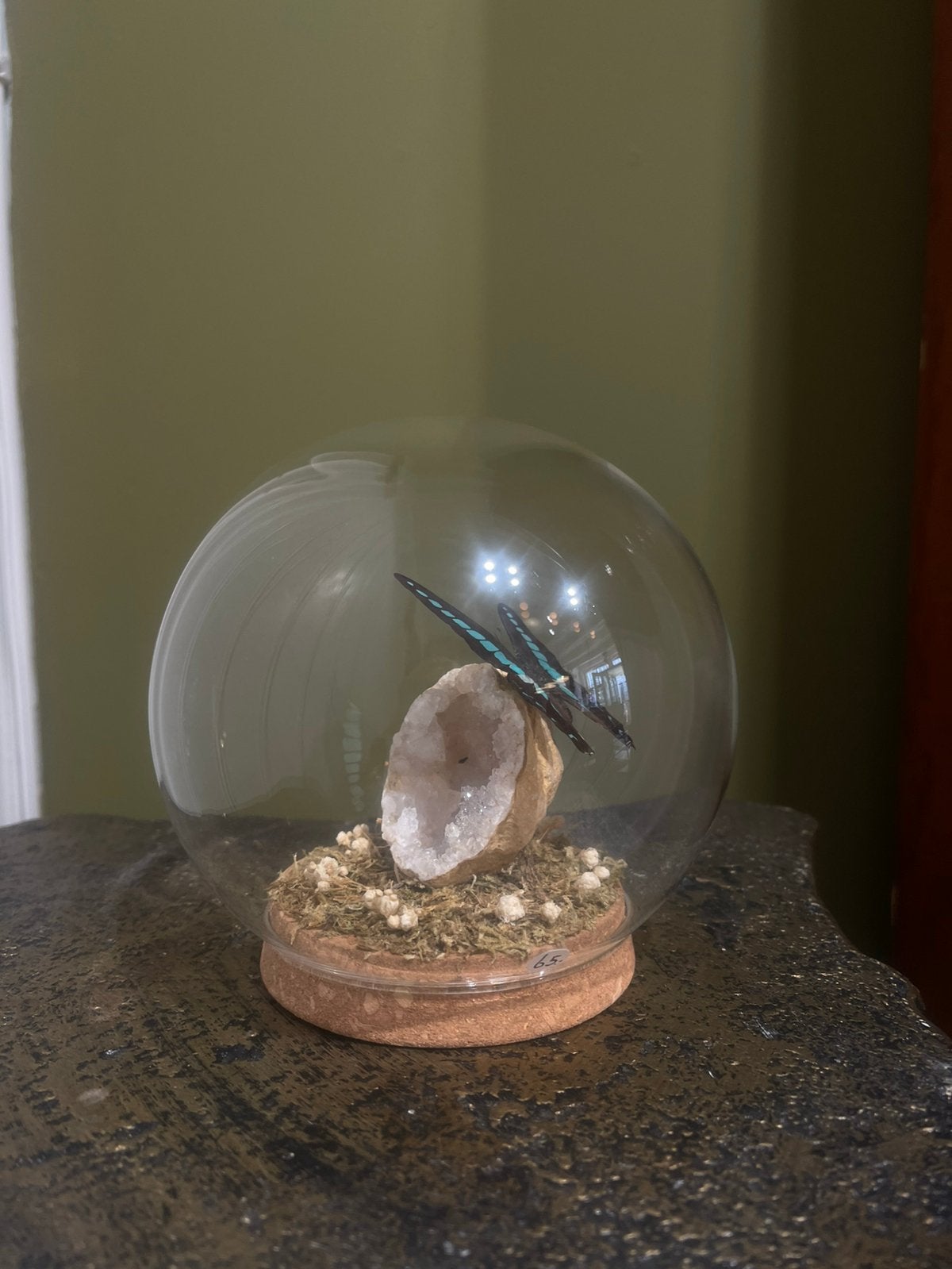 Vlinder in stolp met geode, Ophalen of Verzenden, Zo goed als nieuw
