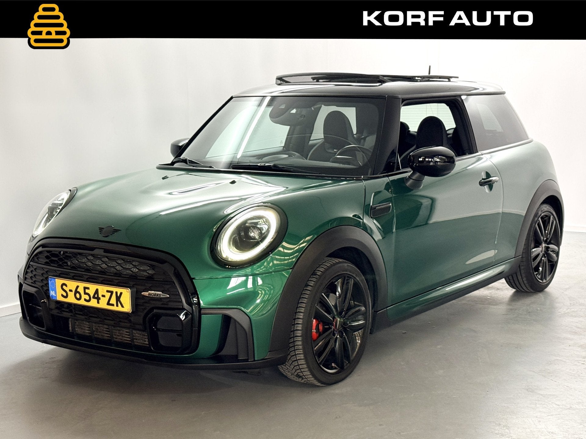 MINI Mini 1.5 Cooper Rockingham GT | JCW pakket | Pano | Sch, Dealer onderhouden, 136 pk, Gebruikt, Met garantie (alle)