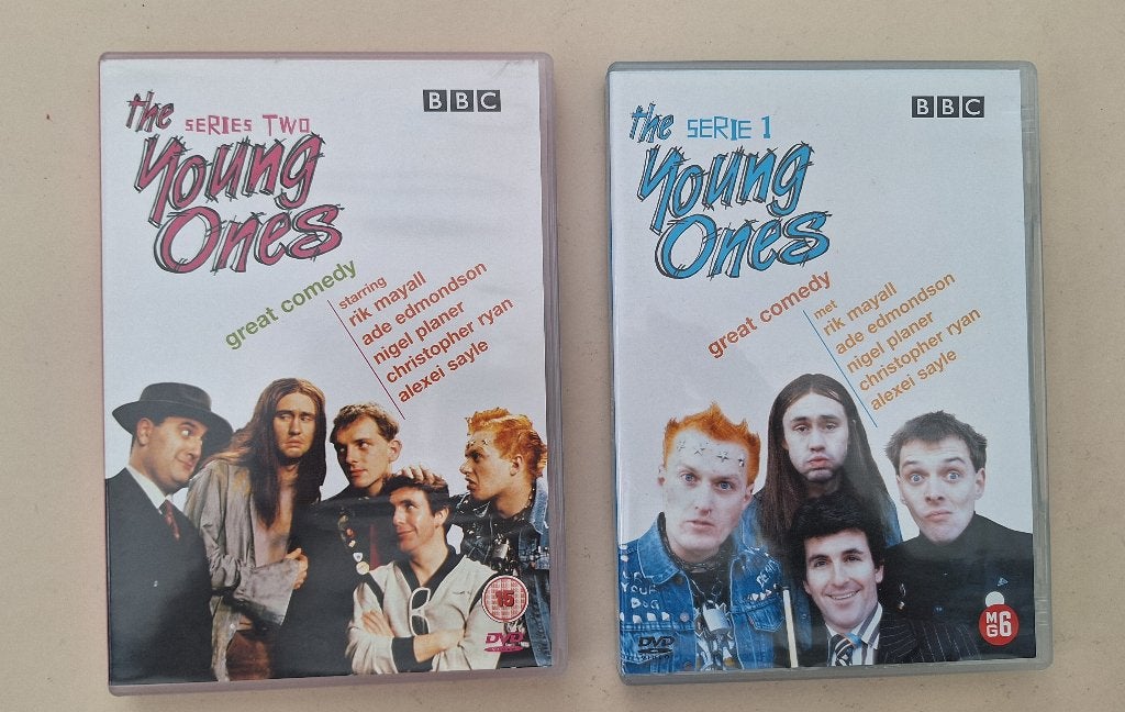 DVDs The Young Ones - COMPLEET - NL ondertitels, Engels, Alle leeftijden, Nederlands, Ophalen of Verzenden
