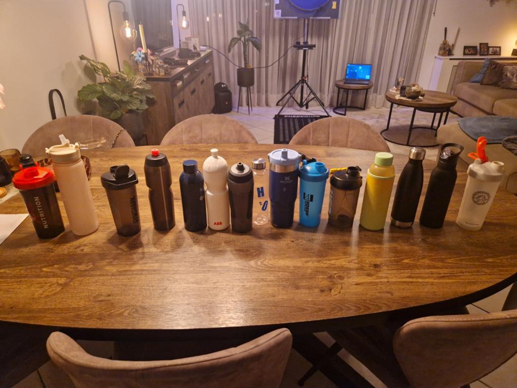 15 gebruikte en schoongemaakte bidons/shakers, Ophalen of Verzenden, Gebruikt