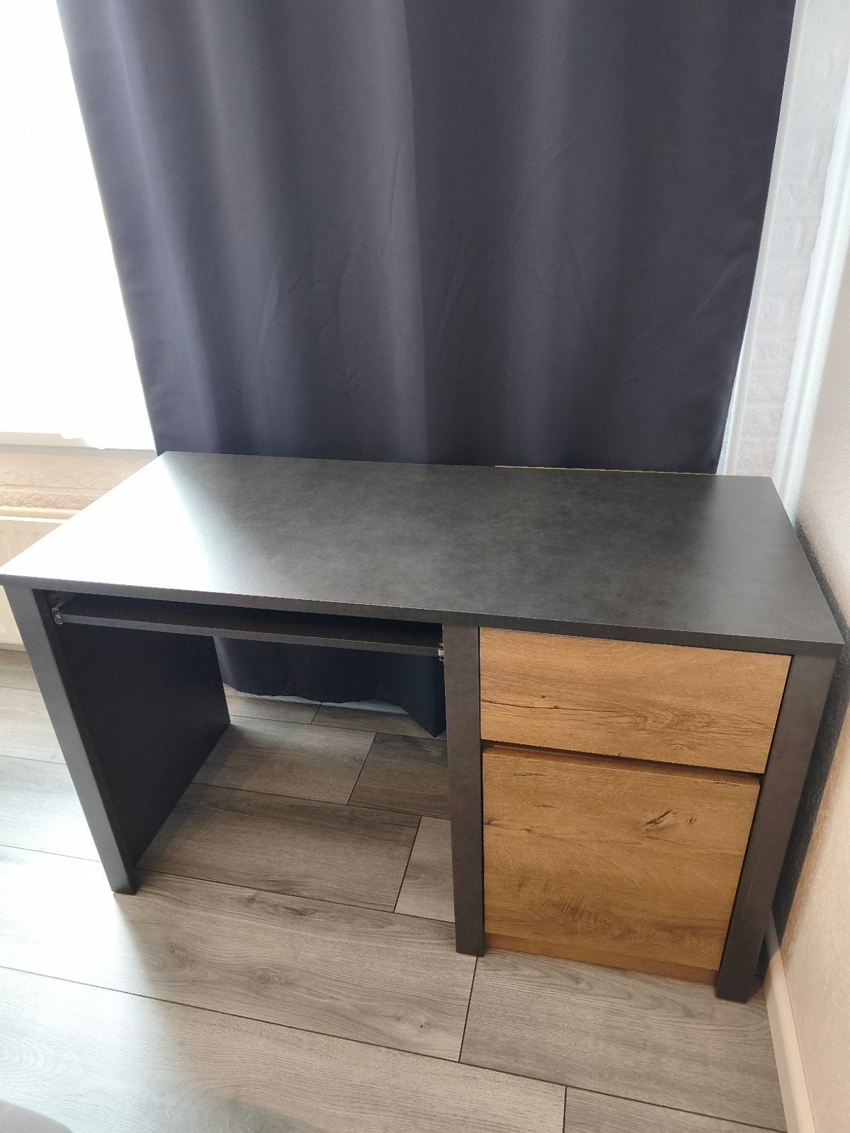 Meubella - Bureau Monaco - Eiken - Grijs - 120 cm, Ophalen, Met lades, Spaanplaat of MDF, Zo goed als nieuw