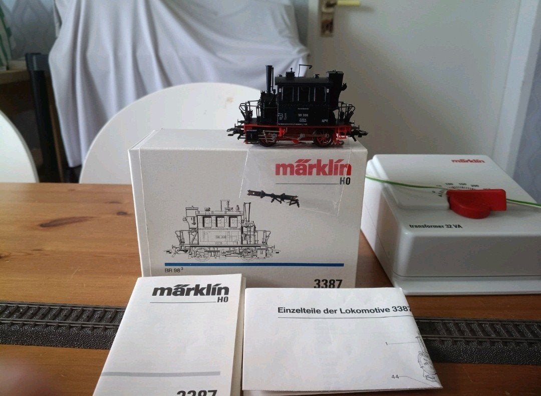 Märklin 3387 stoomlocomotief DB BR 98.3 "Glaskast" in OVP, Wisselstroom, Locomotief, Ophalen of Verzenden, Zo goed als nieuw
