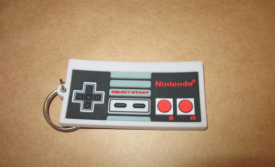 Nintendo NES sleutelhanger, Verzenden, Zo goed als nieuw