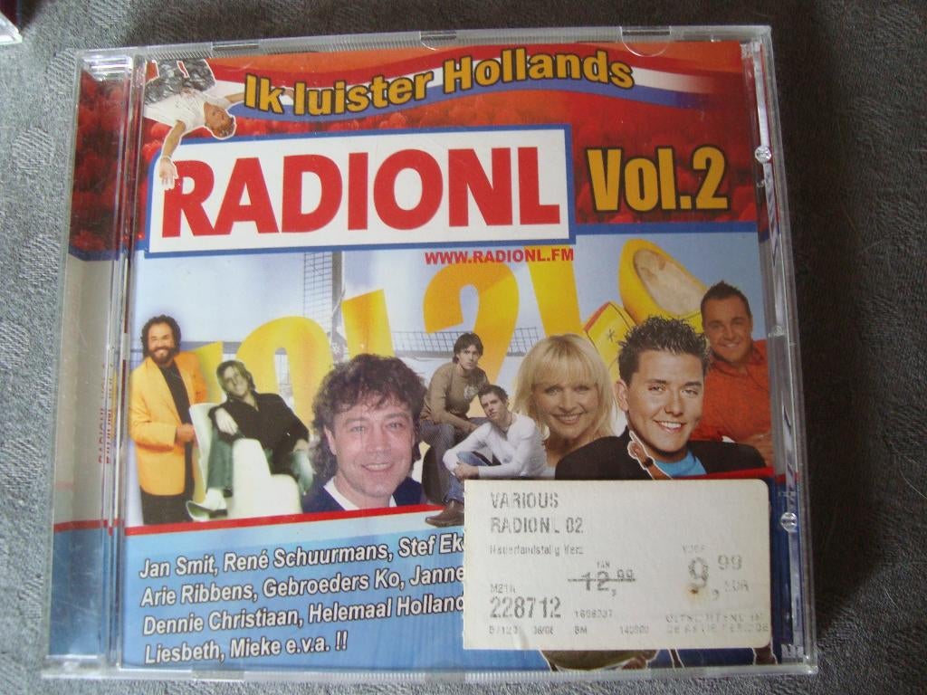 Radio nl vol 2 ik luister hollands, Ophalen of Verzenden, Zo goed als nieuw, Levenslied of Smartlap