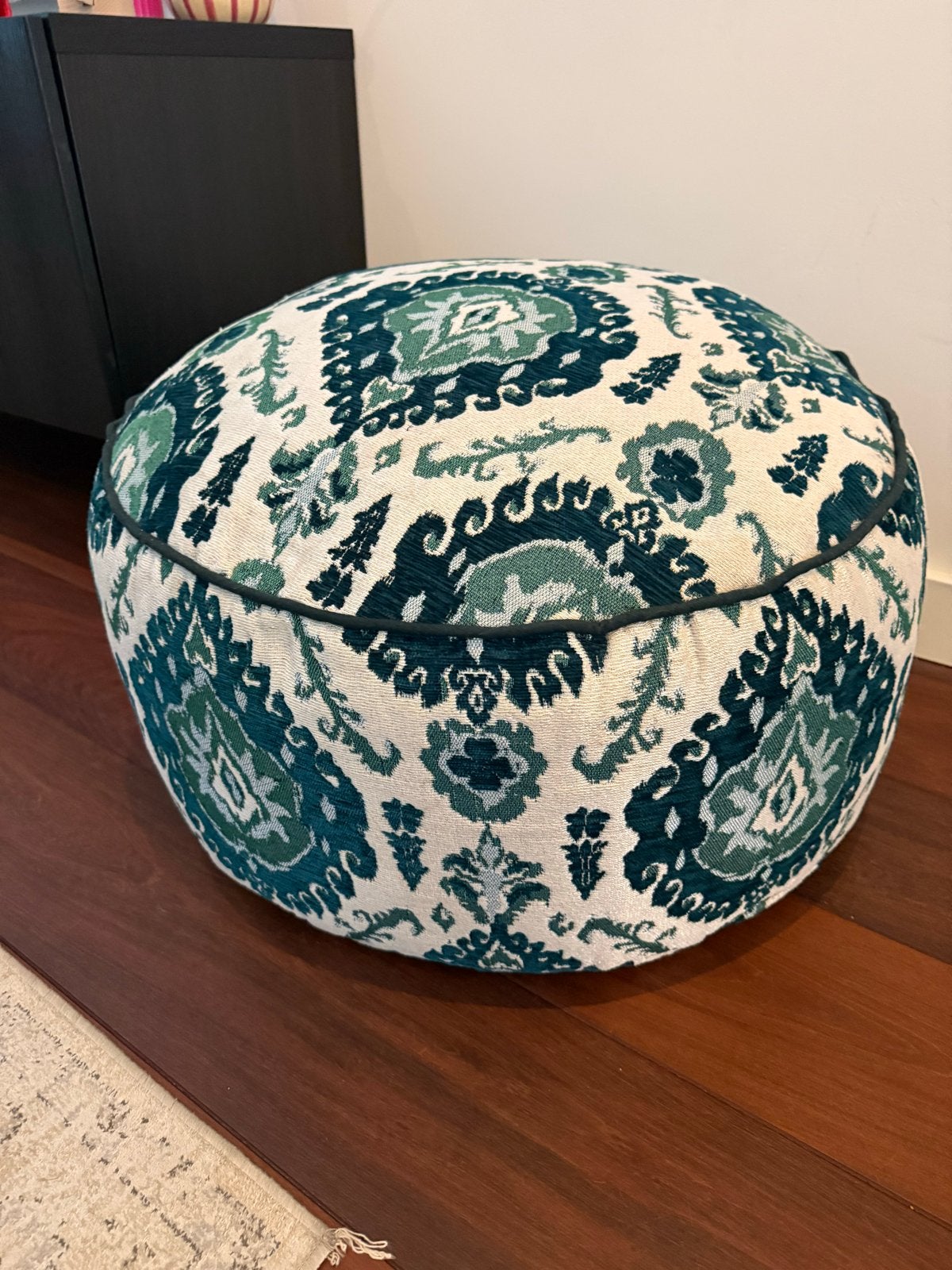 Sissy Boy poef, Ophalen, Rond, Minder dan 50 cm, Zo goed als nieuw