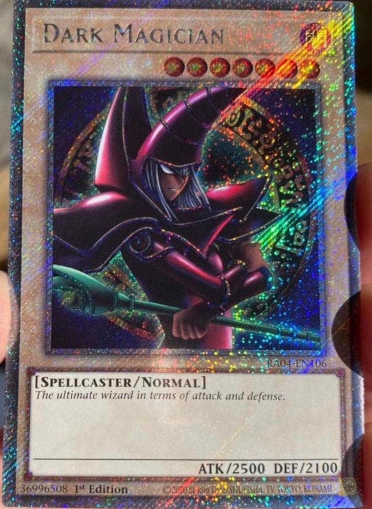 Yu-Gi-Oh! Alternate Dark Magician RA04 1st Edition !, Ophalen of Verzenden, Zo goed als nieuw, Losse kaart, Foil