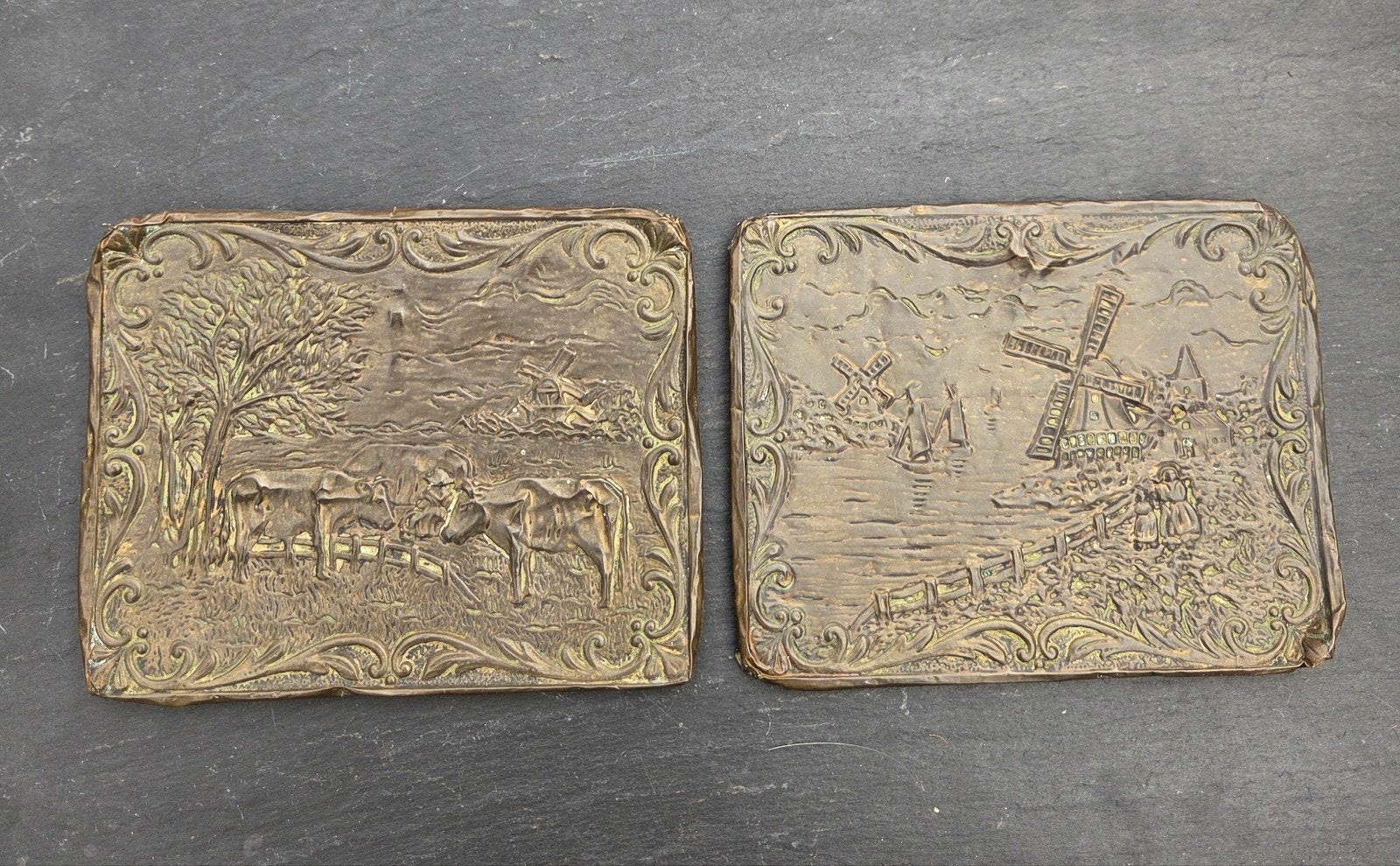2 Antieke messing/latoenkoperen reliëfplaten, Ophalen