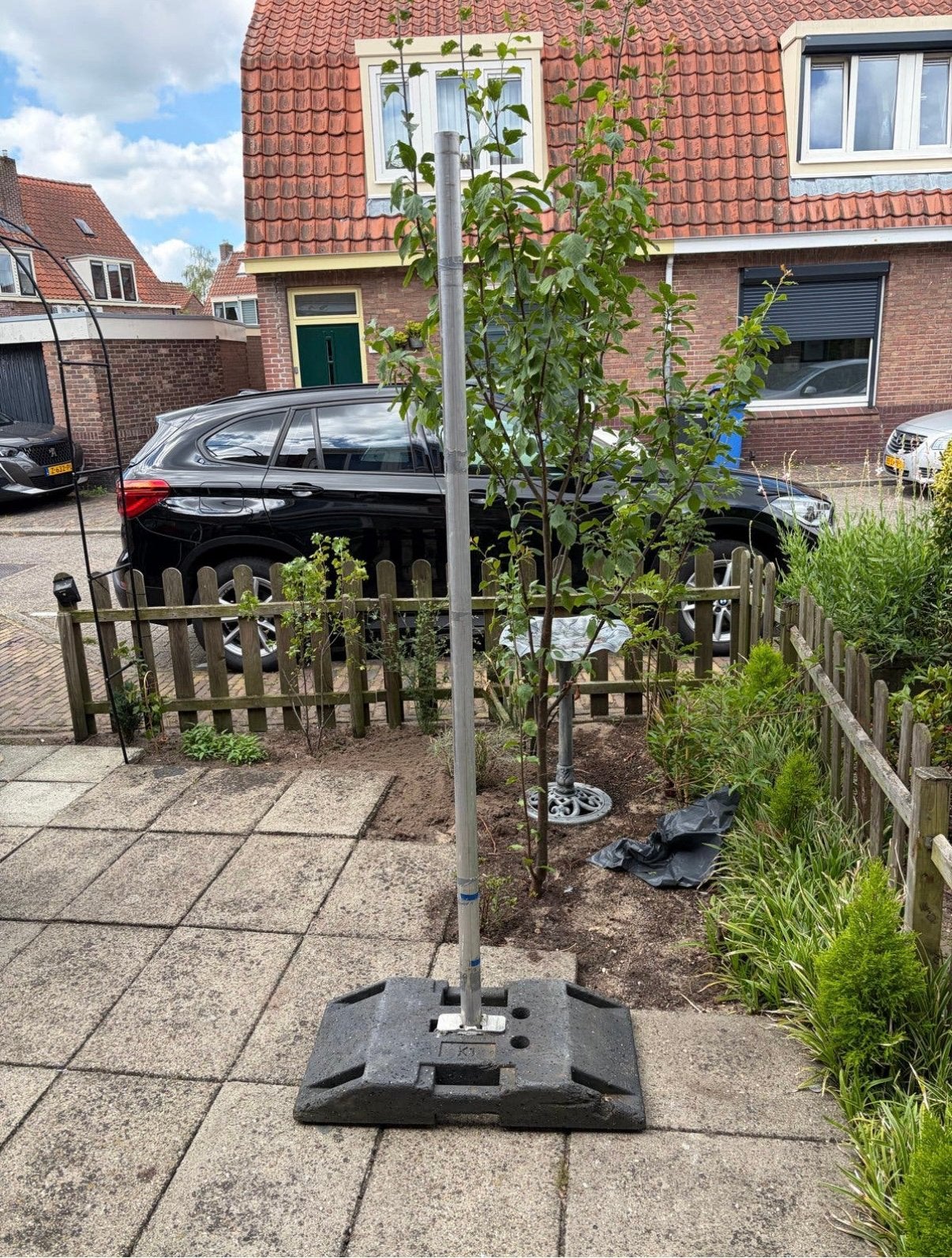 Antennemast met voet 2 meter hoog., Telecommunicatie, Ophalen, Zo goed als nieuw, Mast